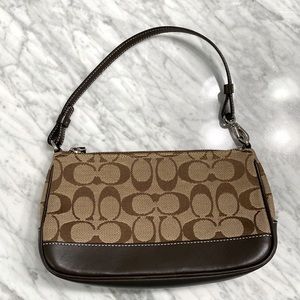 Coach mini bag 😍